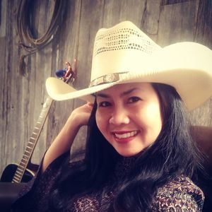 Meet your Posher, Chalisa